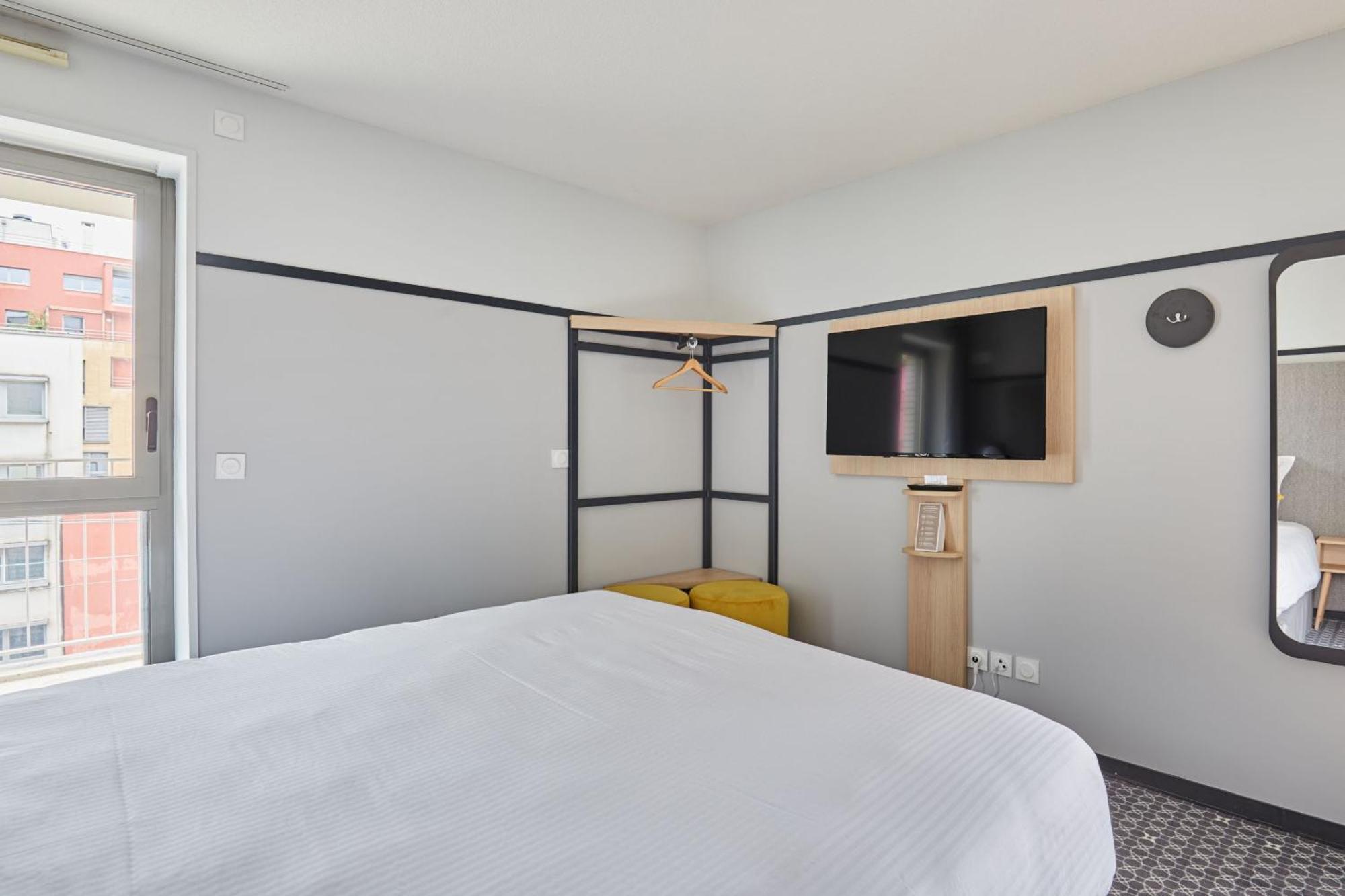 อพาร์ตโฮเต็ล โอดาลี ลียง กงฟลูอองซ์ Aparthotel ภายนอก รูปภาพ