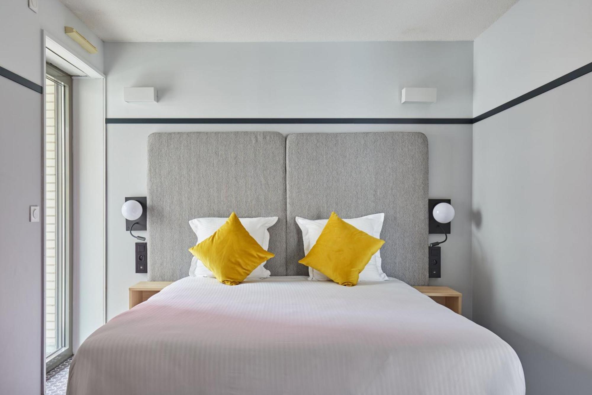 อพาร์ตโฮเต็ล โอดาลี ลียง กงฟลูอองซ์ Aparthotel ภายนอก รูปภาพ